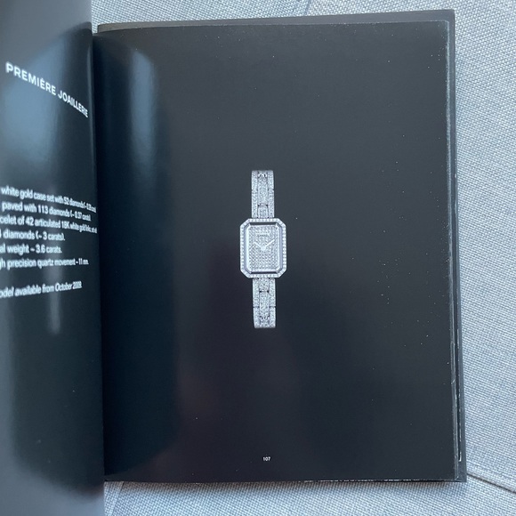 Chanel Vintage Deluxe Watch Book/Catalogue - Picture 7 of 11